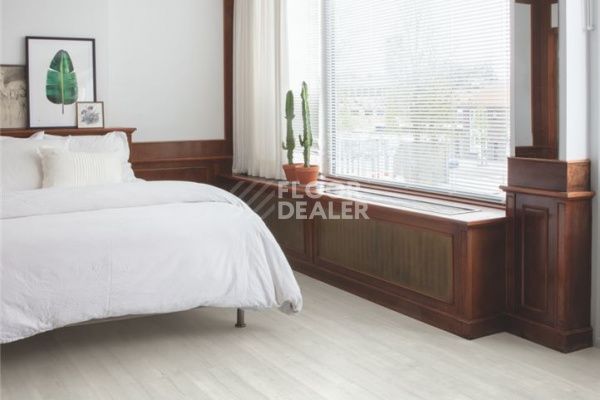 Плитка ПВХ Quick Step Pulse Click Сосна светло-серая PUCL40204 фото 2 | FLOORDEALER